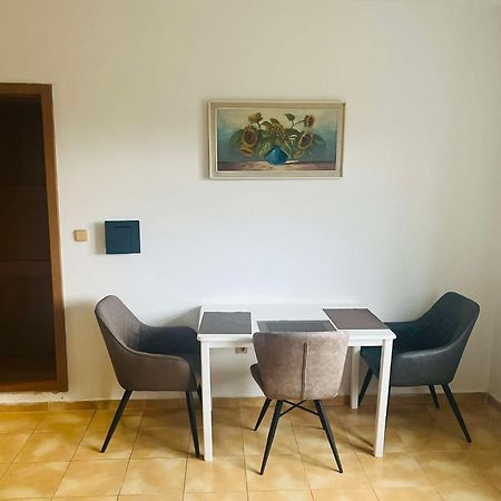 Apartmán U Slunečnice Husinetz Exterior foto