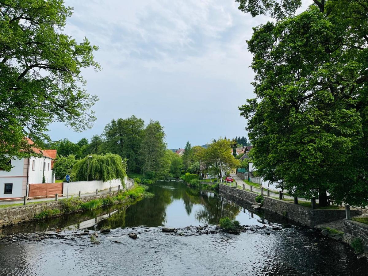 Apartmán U Slunečnice Husinetz Exterior foto
