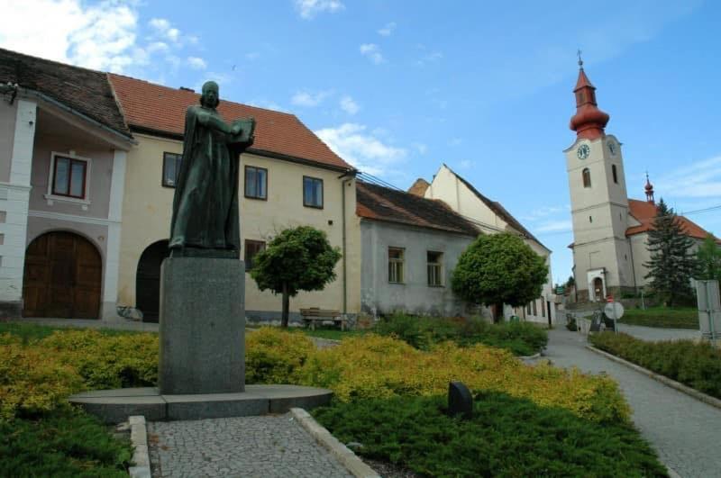 Apartmán U Slunečnice Husinetz Exterior foto
